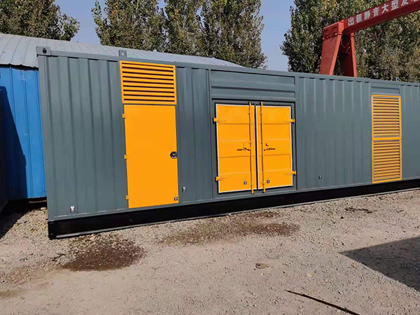 青海300kw 柴油发电机组用多大的空气开关？