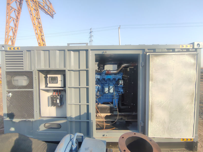 青海柴油发电机组的机油多久更换一次比较合适？