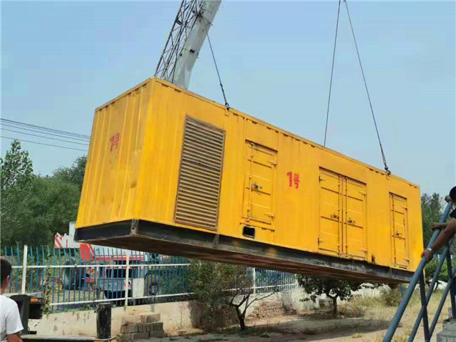 青海300KW柴油发电机组油耗是多少?